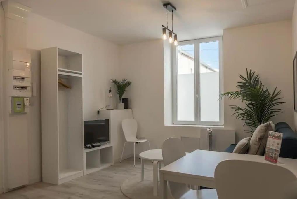 Apartmán Charme De Loire A St Ay *T2* Saint-Ay Exteriér fotografie